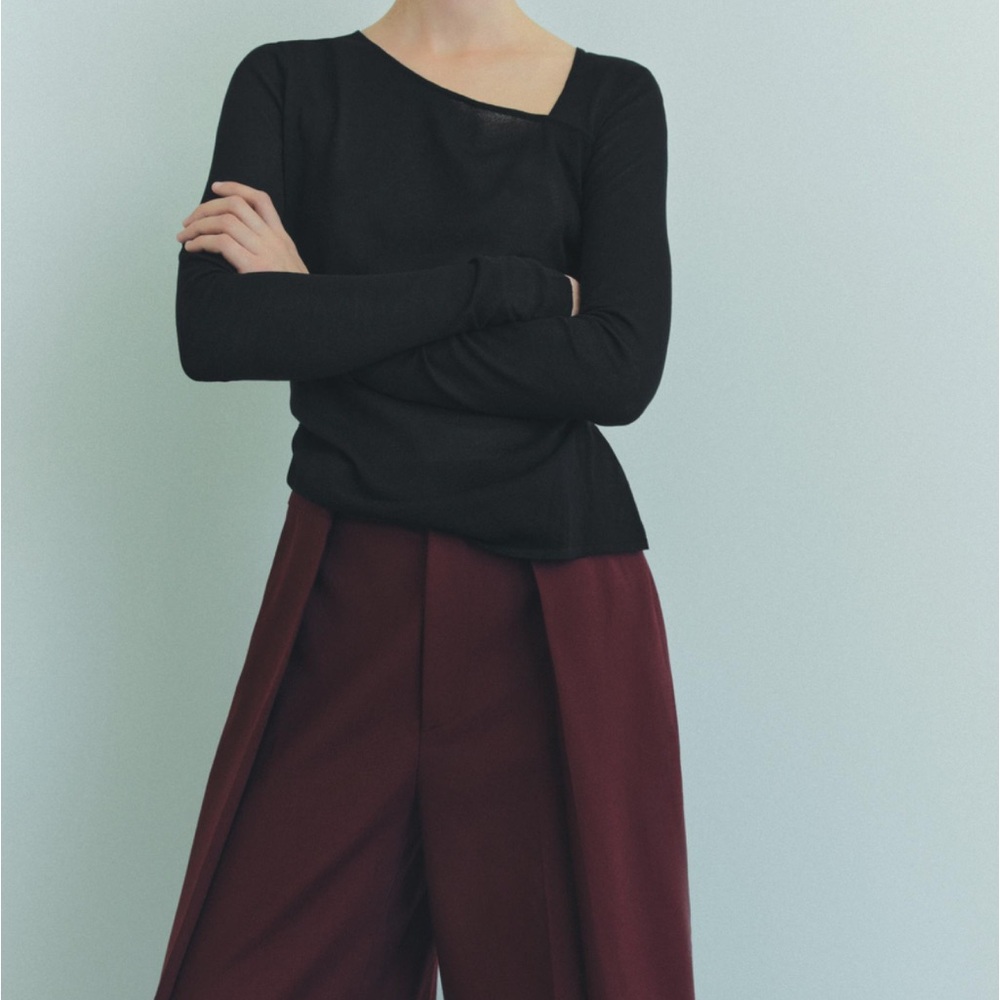 ZARA SIDE RUCHING KNIT TOP